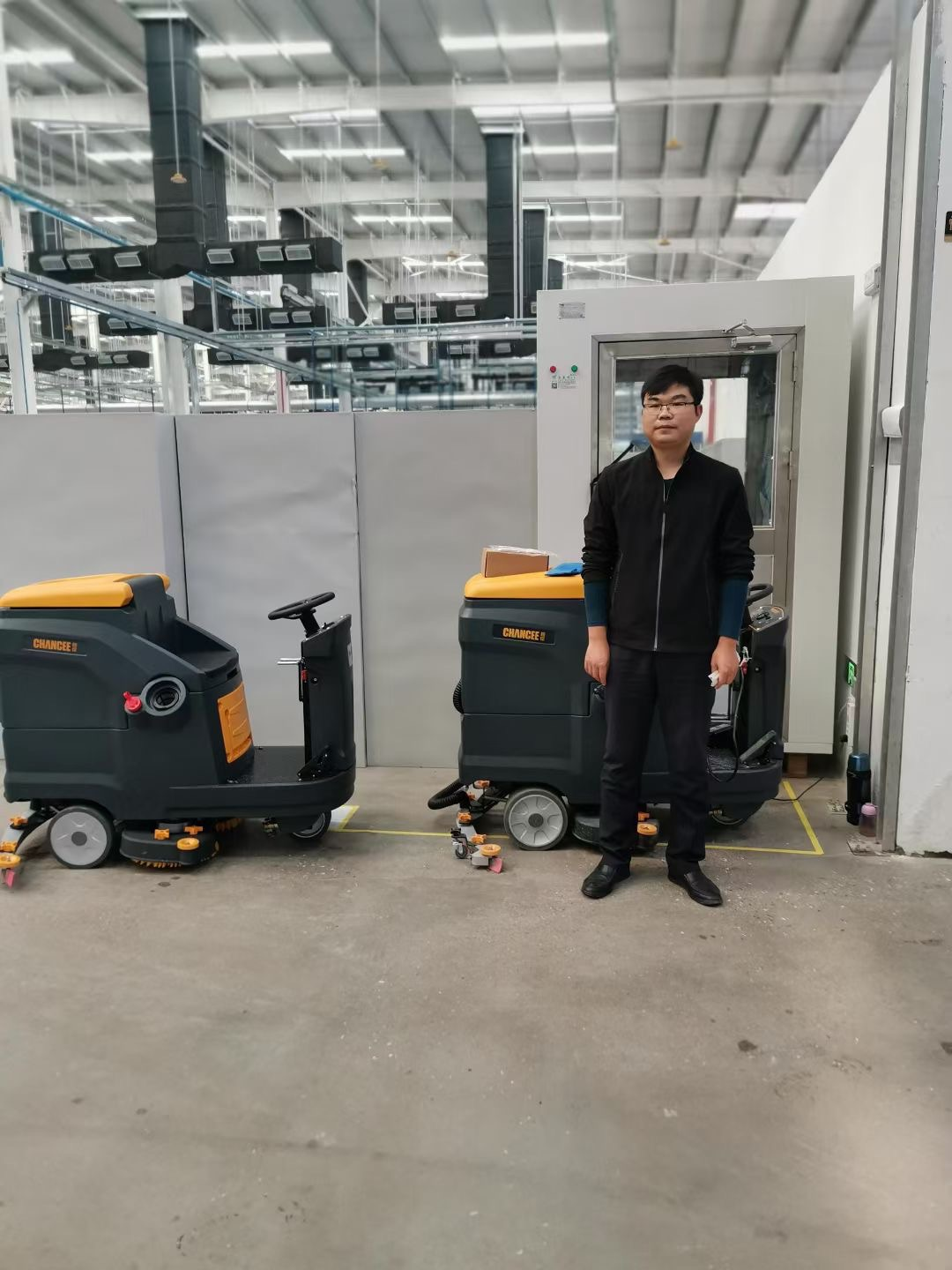 比亞迪成功采購橙犀K80洗地機(jī)